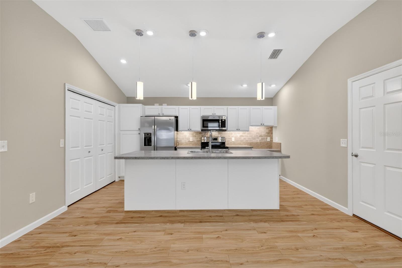 Image 11 of 53 For 4881 John Cramer Circle