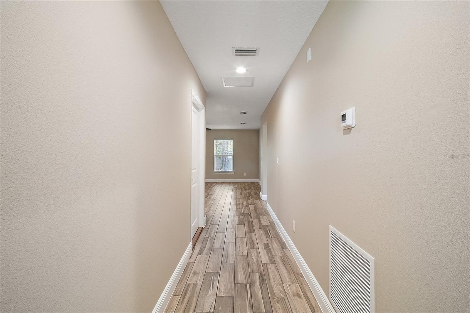 Image 14 of 25 For 444 Fahnstock Street