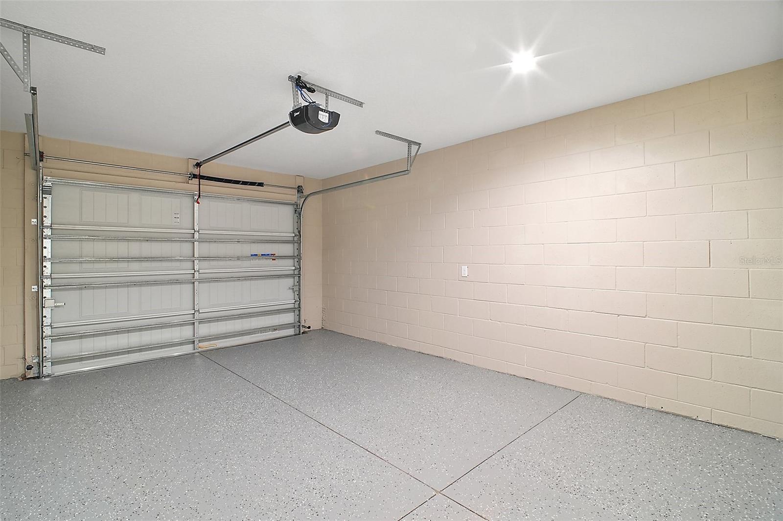 Image 17 of 25 For 444 Fahnstock Street