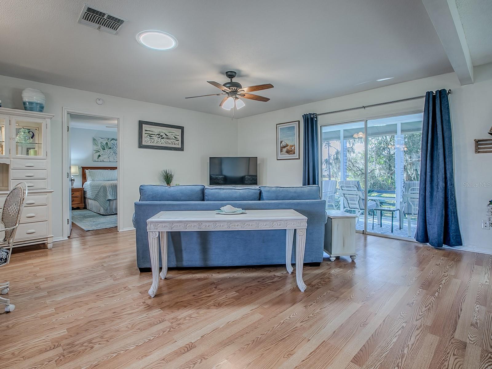 Image 14 of 39 For 1216 Chaparral Drive