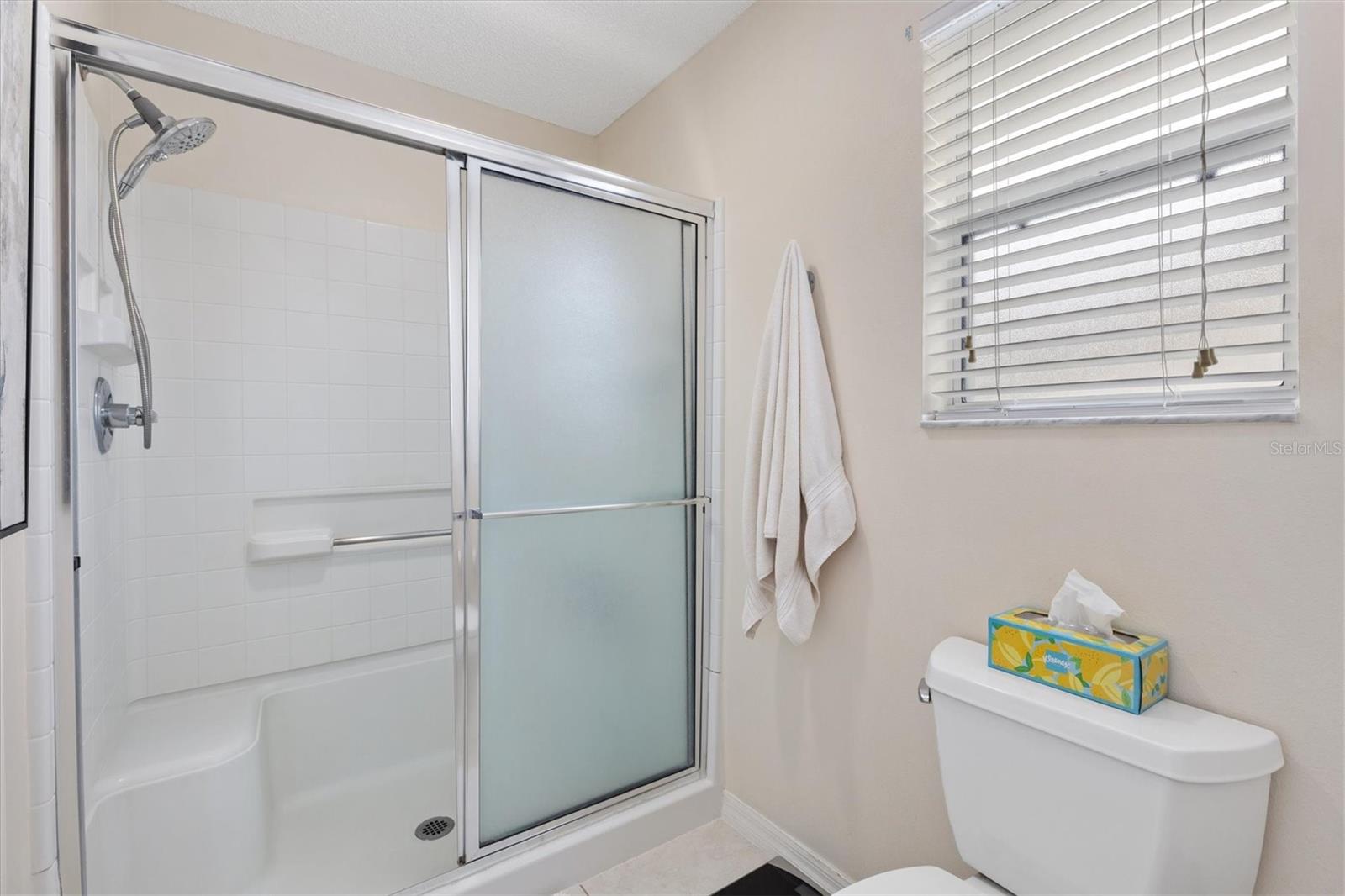 Image 13 of 23 For 964 Kingmont Terrace