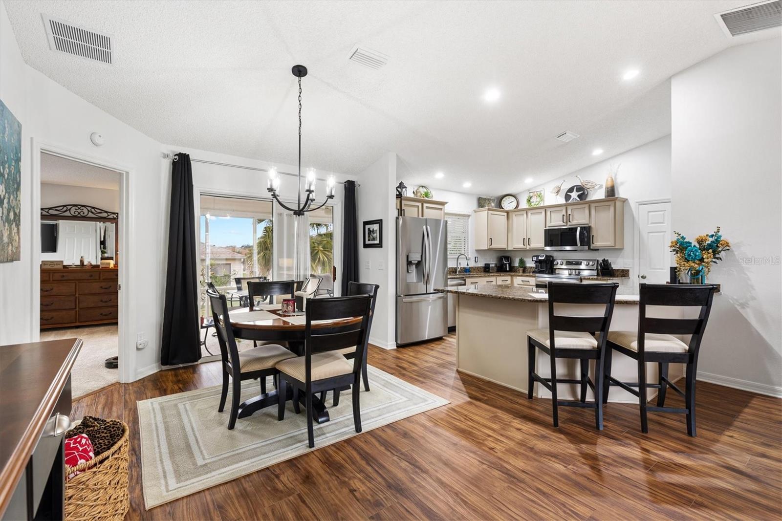 Image 2 of 23 For 964 Kingmont Terrace