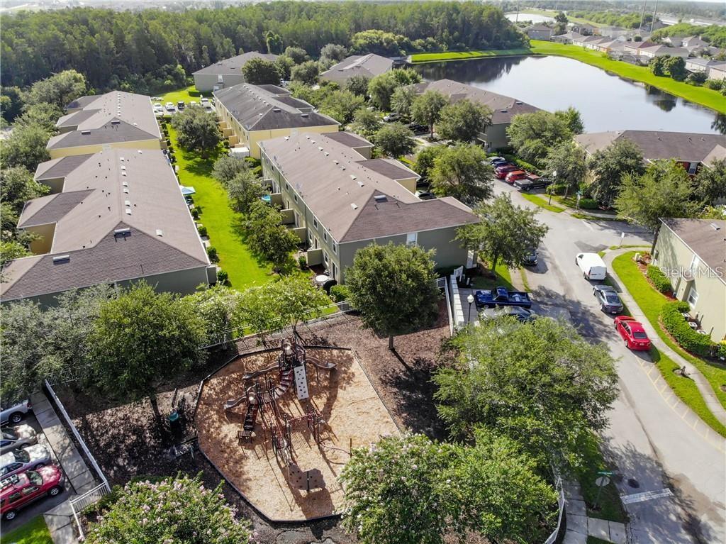 Image 24 of 27 For 13436 Starry Night Court 4