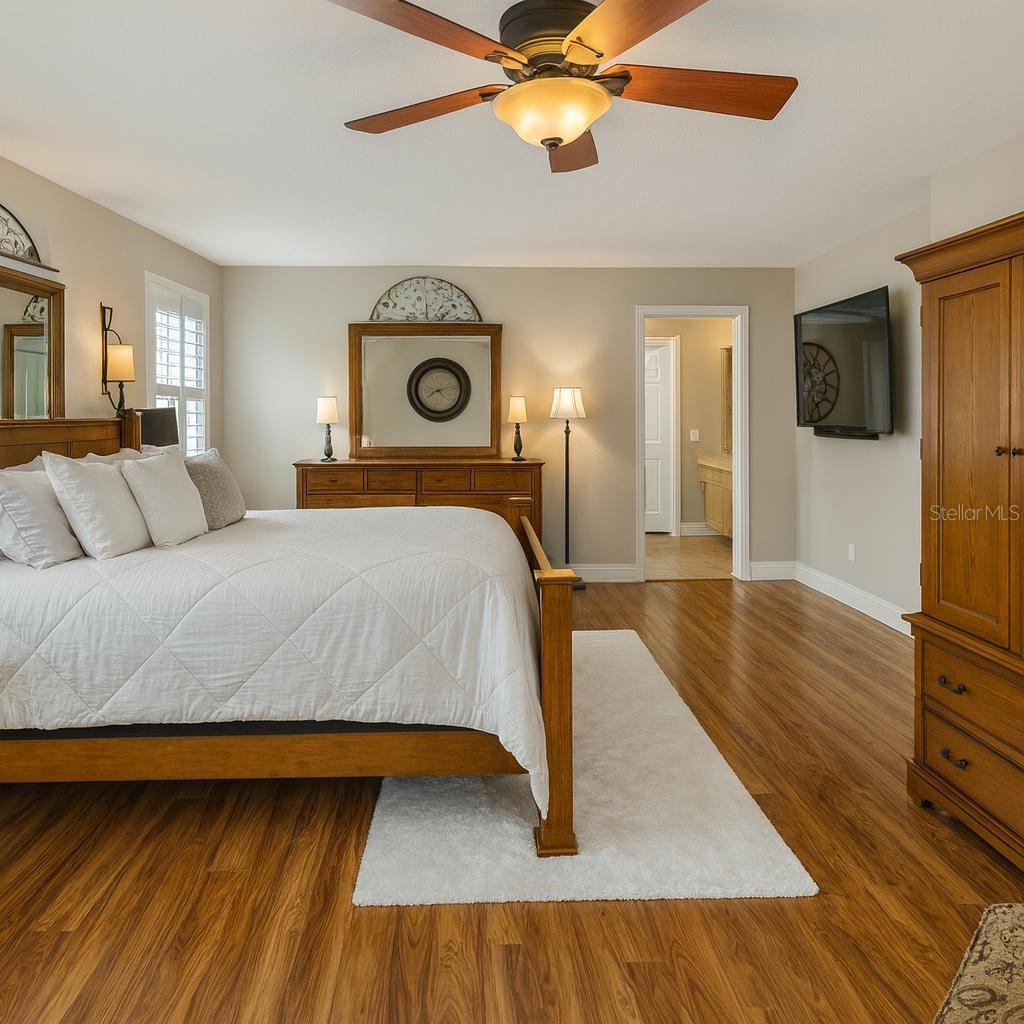 Image 18 of 41 For 4057 Shawn Circle