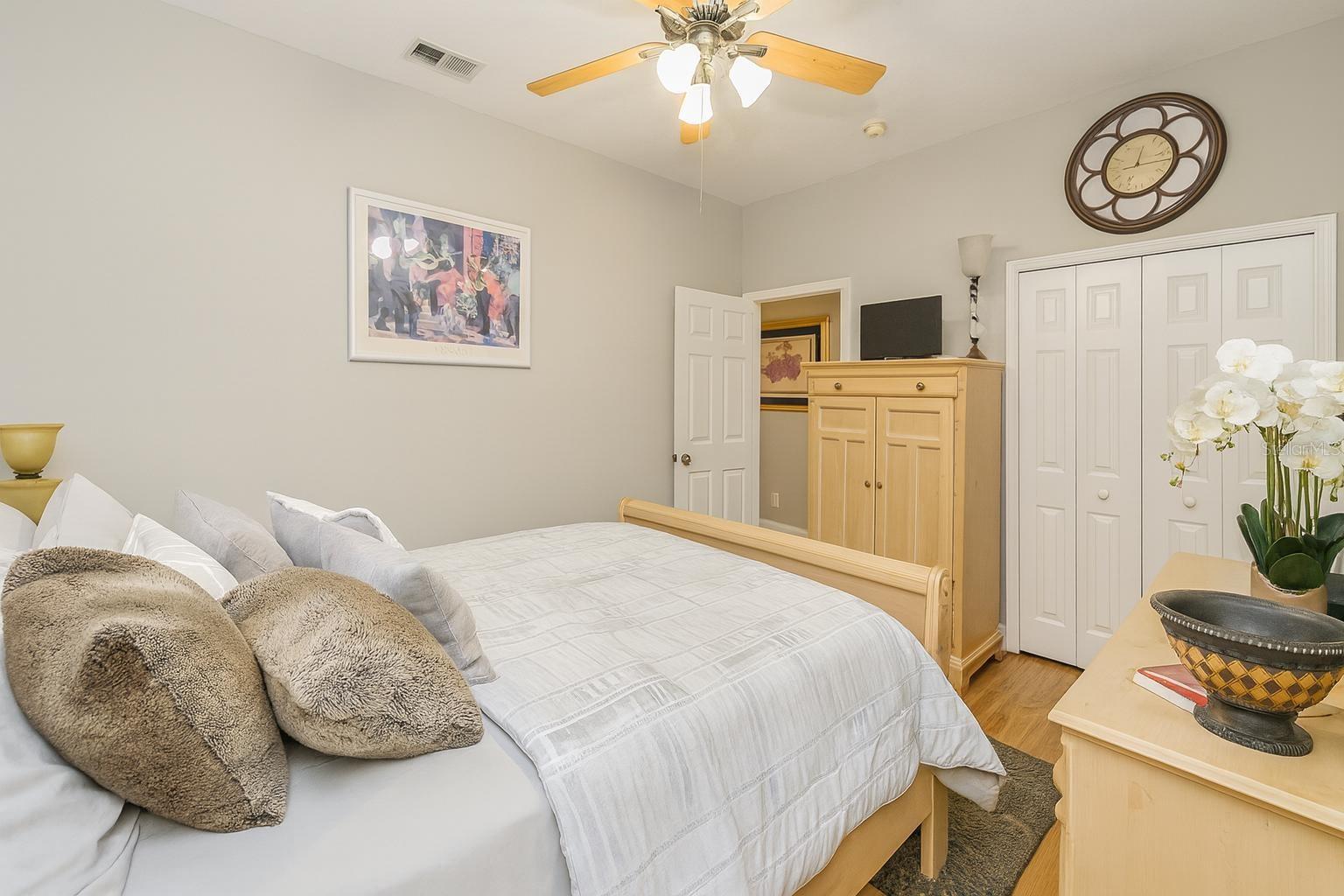 Image 25 of 41 For 4057 Shawn Circle