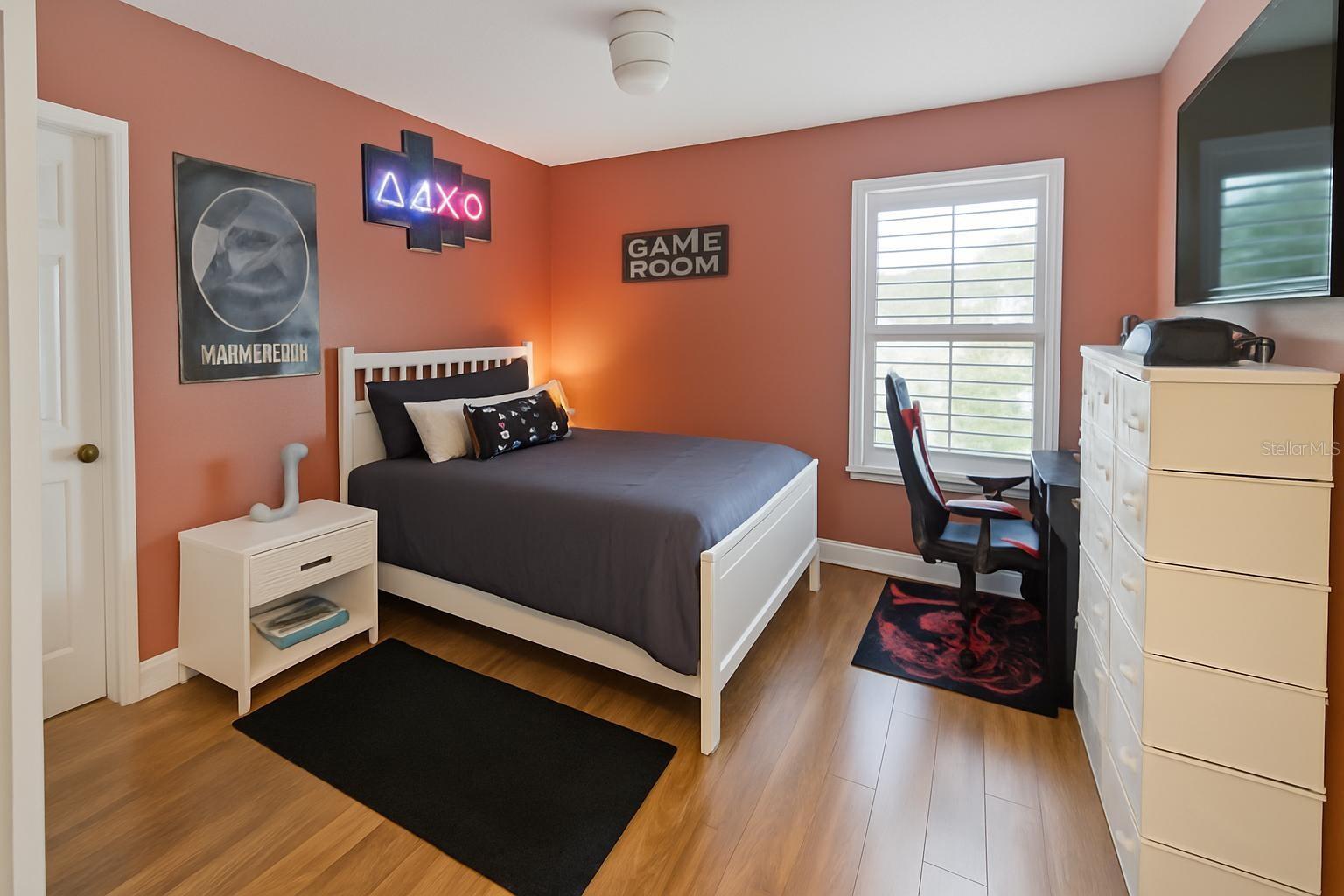 Image 31 of 41 For 4057 Shawn Circle