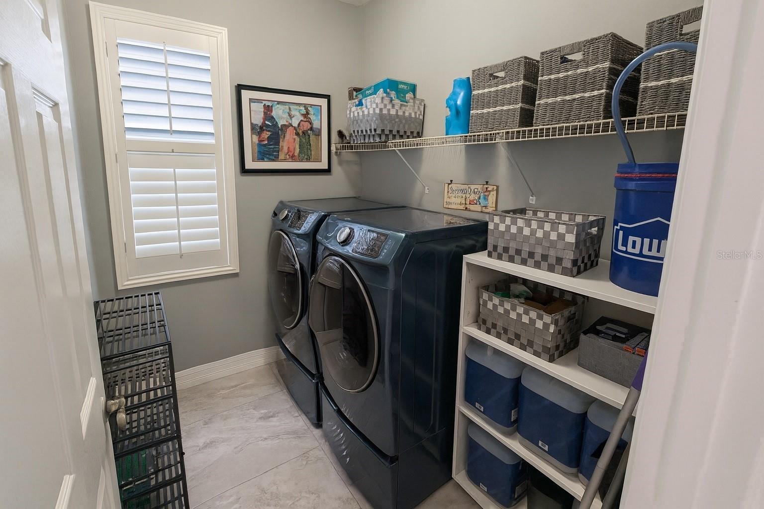 Image 35 of 41 For 4057 Shawn Circle