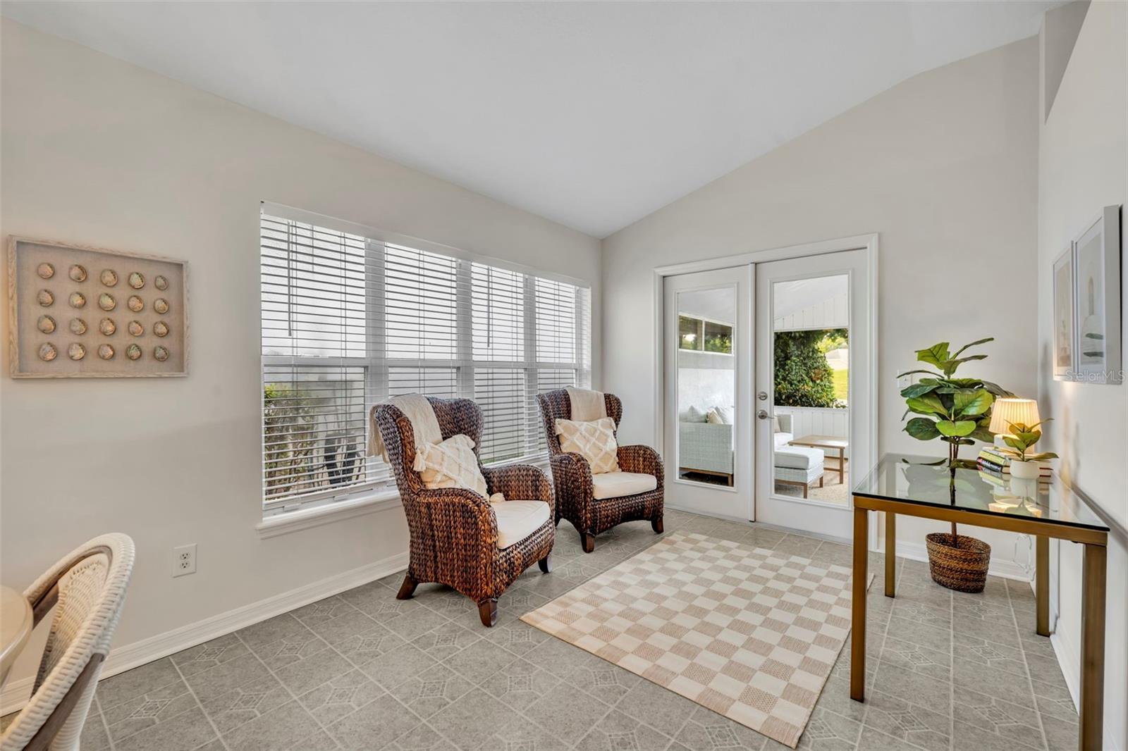 Image 22 of 58 For 1812 Stafford Springs Boulevard