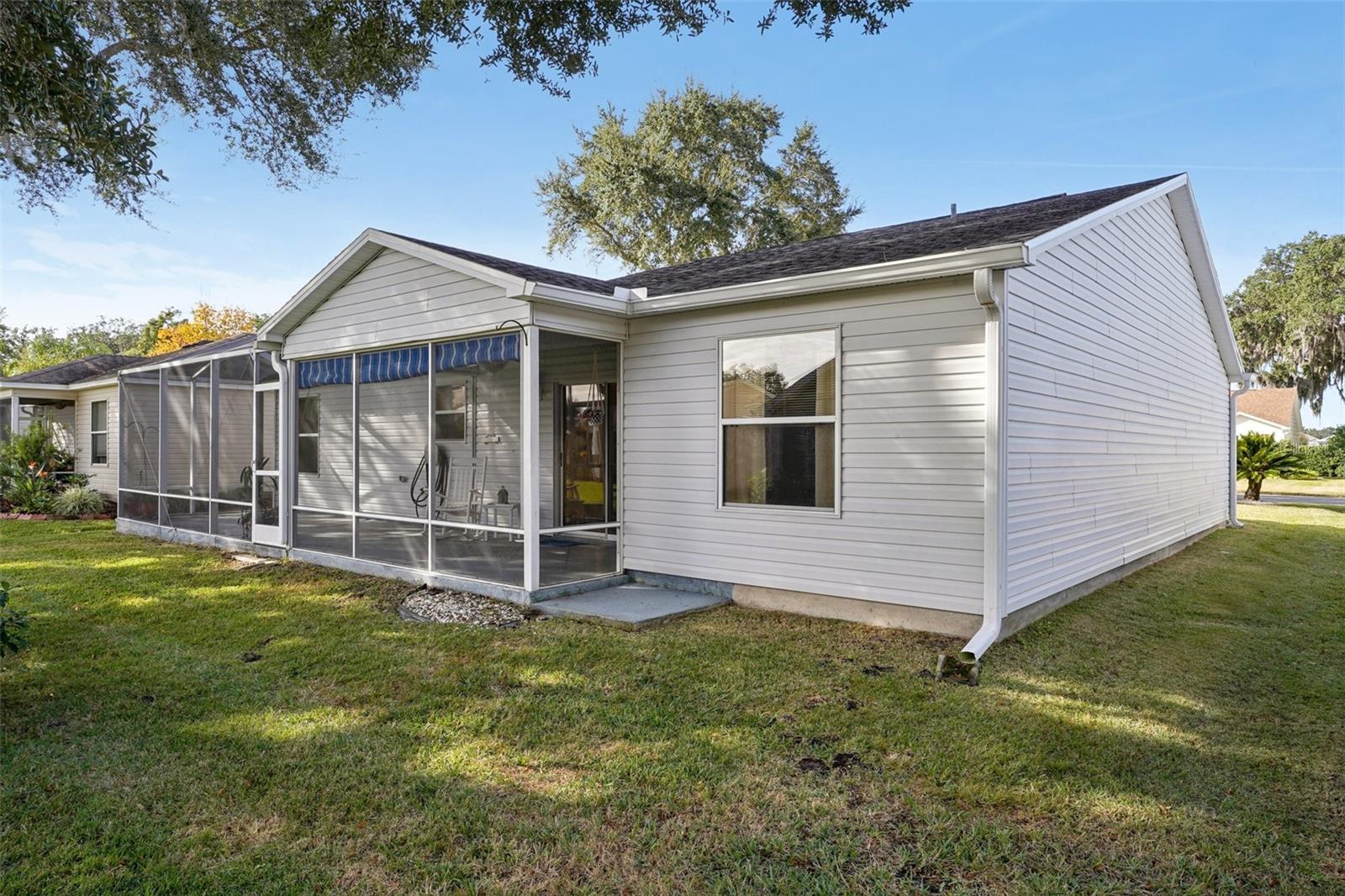 Image 12 of 37 For 3499 Auburndale Avenue