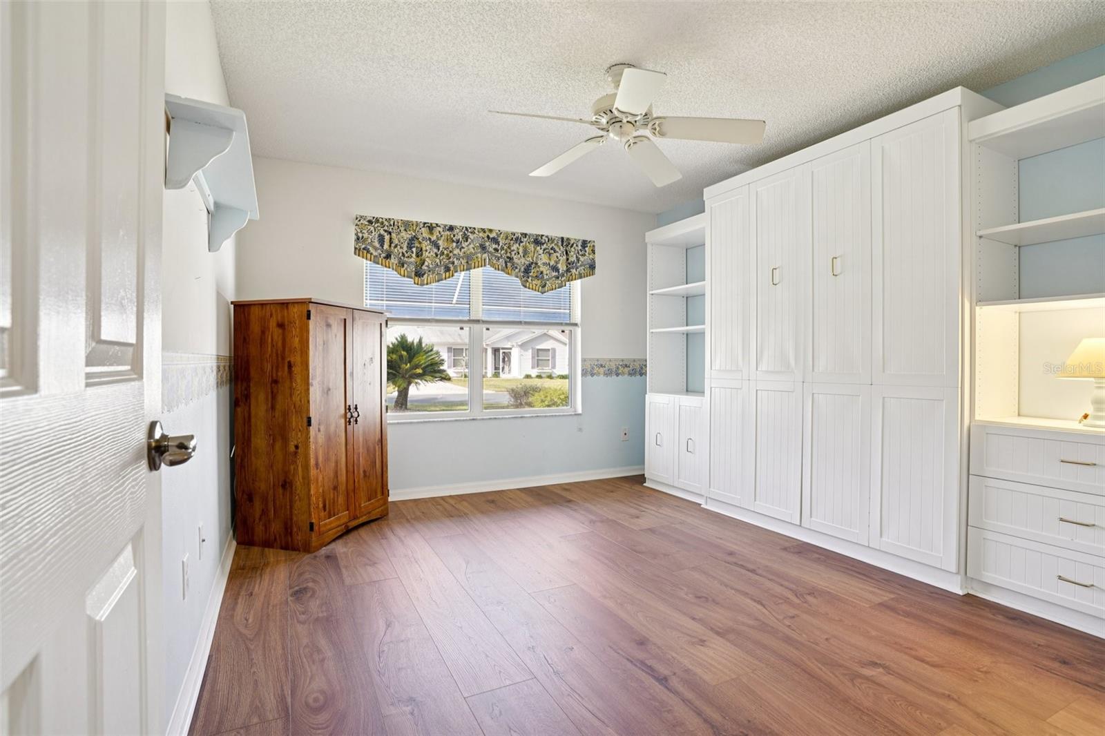 Image 30 of 37 For 3499 Auburndale Avenue