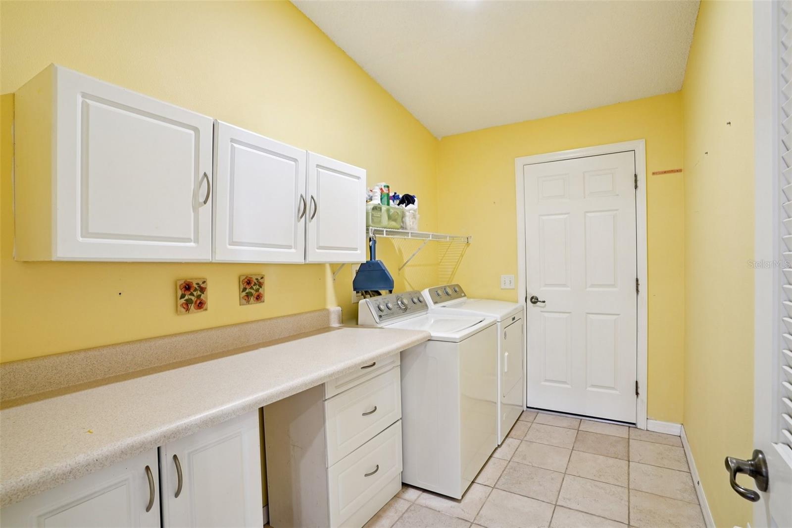 Image 36 of 37 For 3499 Auburndale Avenue