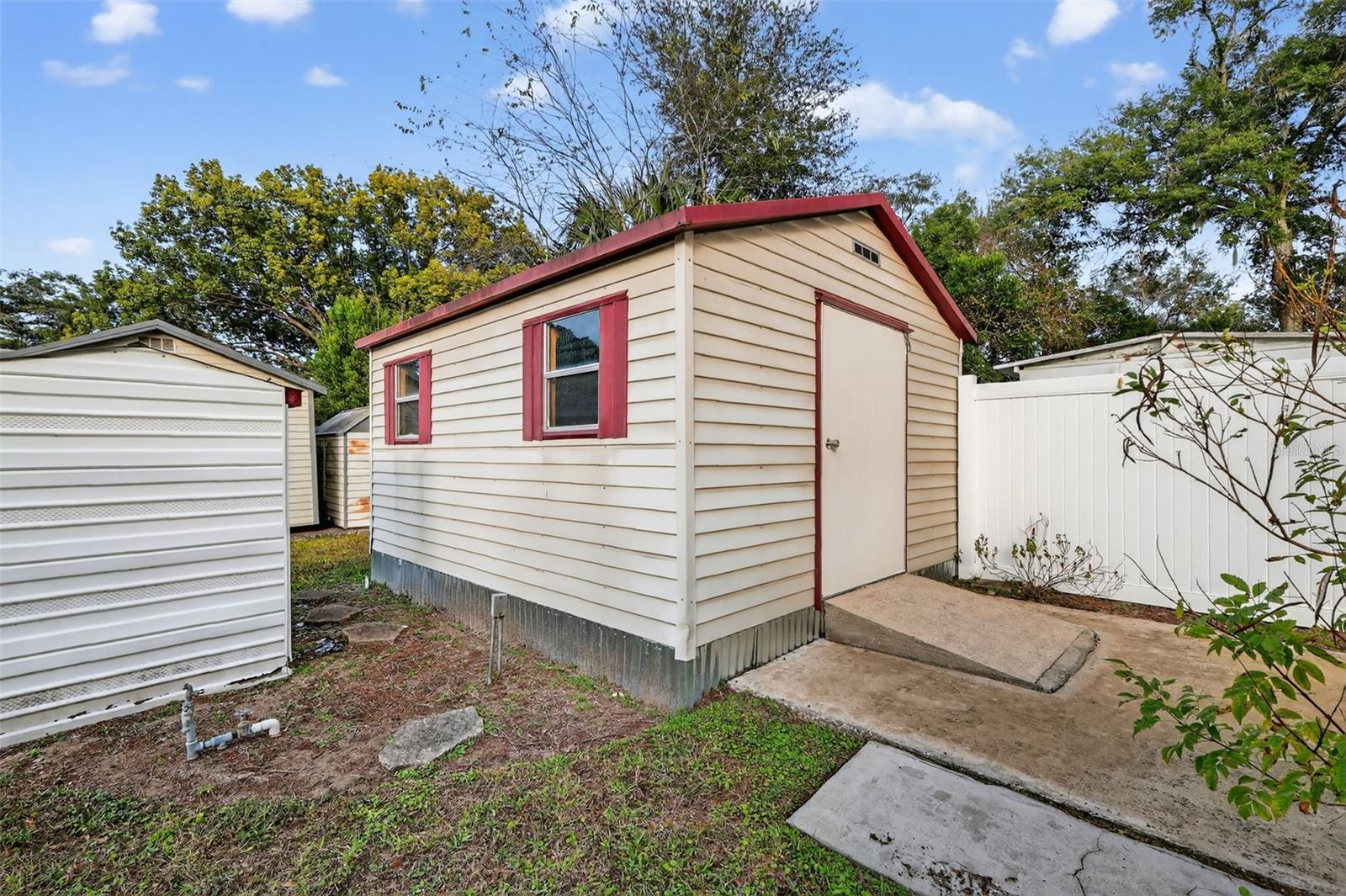 Image 20 of 25 For 9165 Sw 32nd Ct.