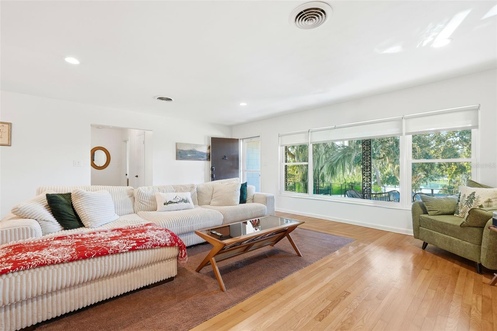 Image 12 of 77 For 2311 Sunset Drive