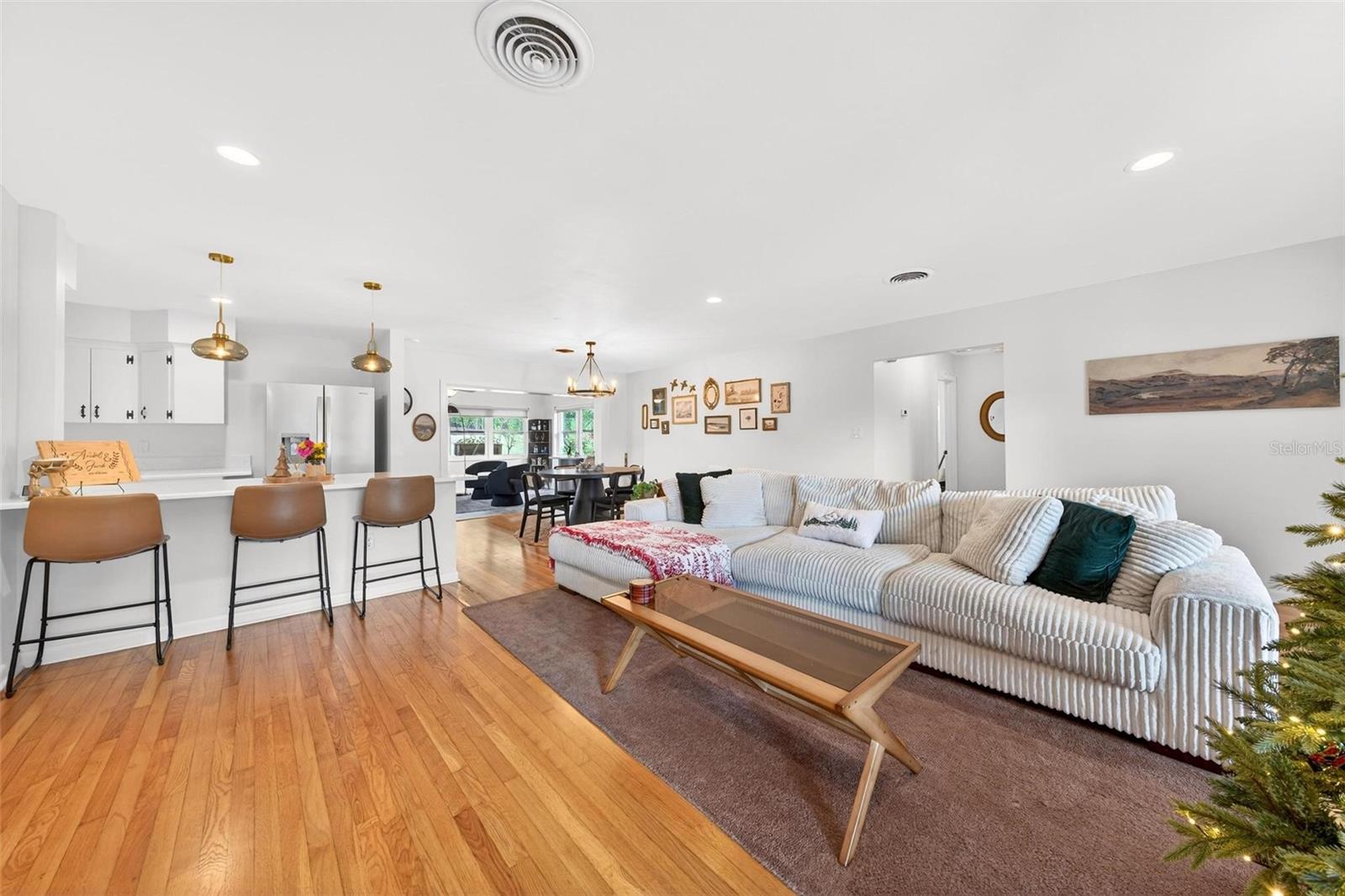 Image 13 of 77 For 2311 Sunset Drive