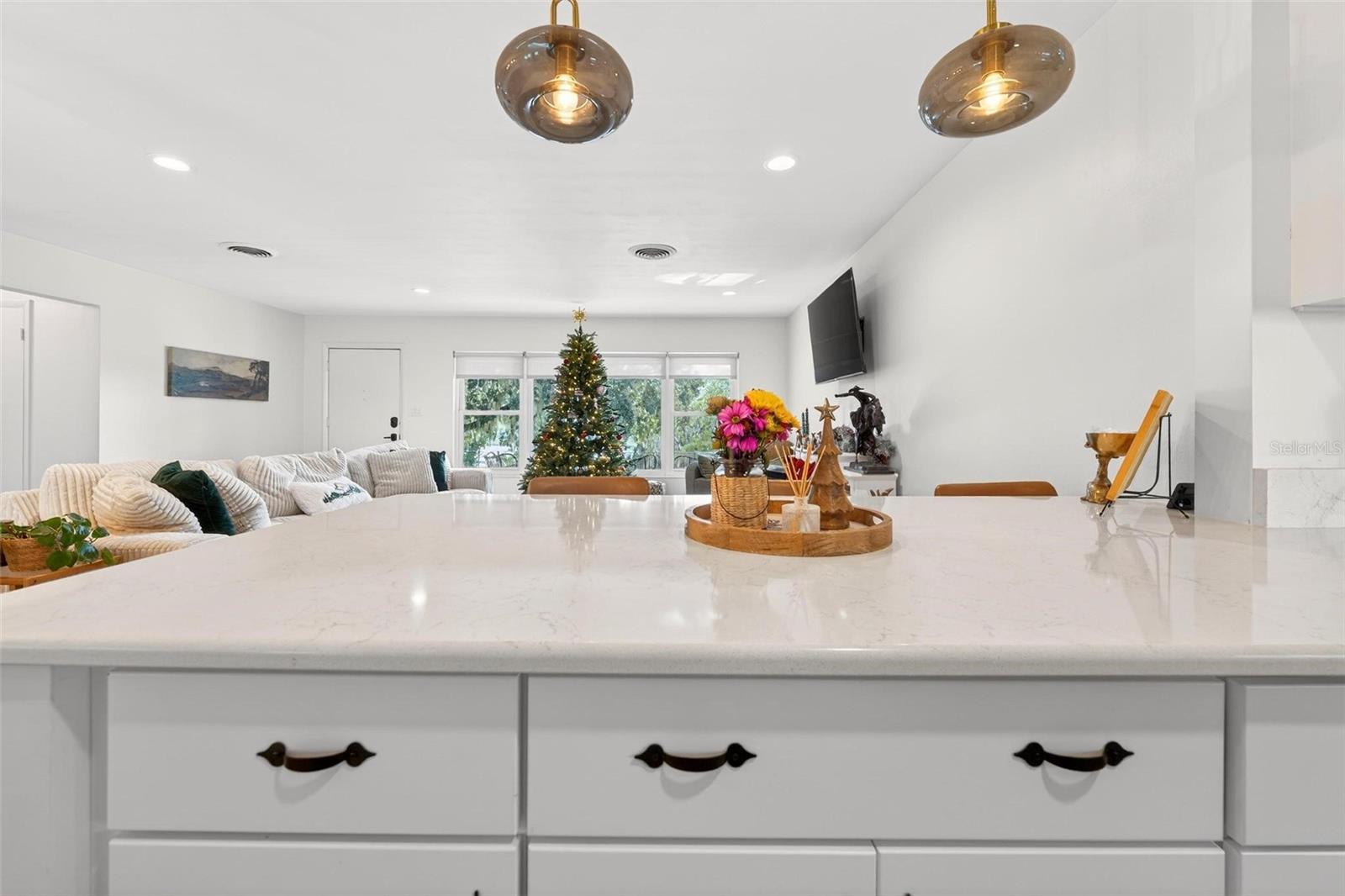 Image 26 of 77 For 2311 Sunset Drive