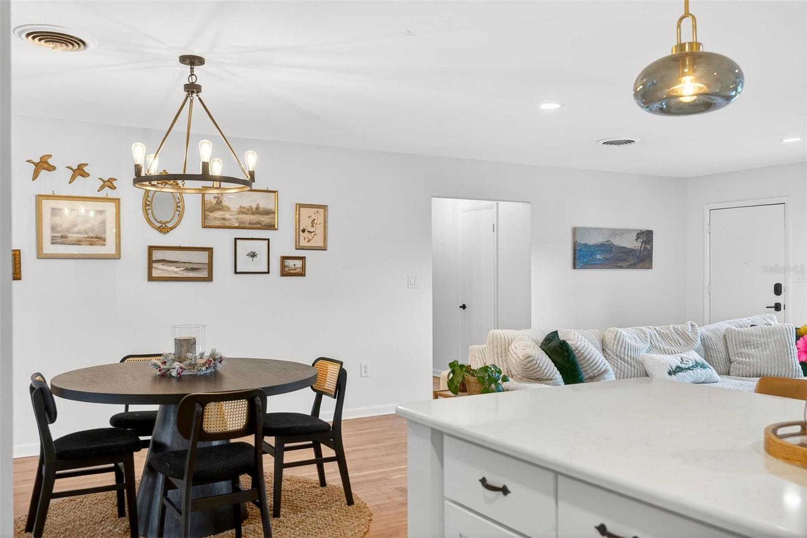 Image 28 of 77 For 2311 Sunset Drive