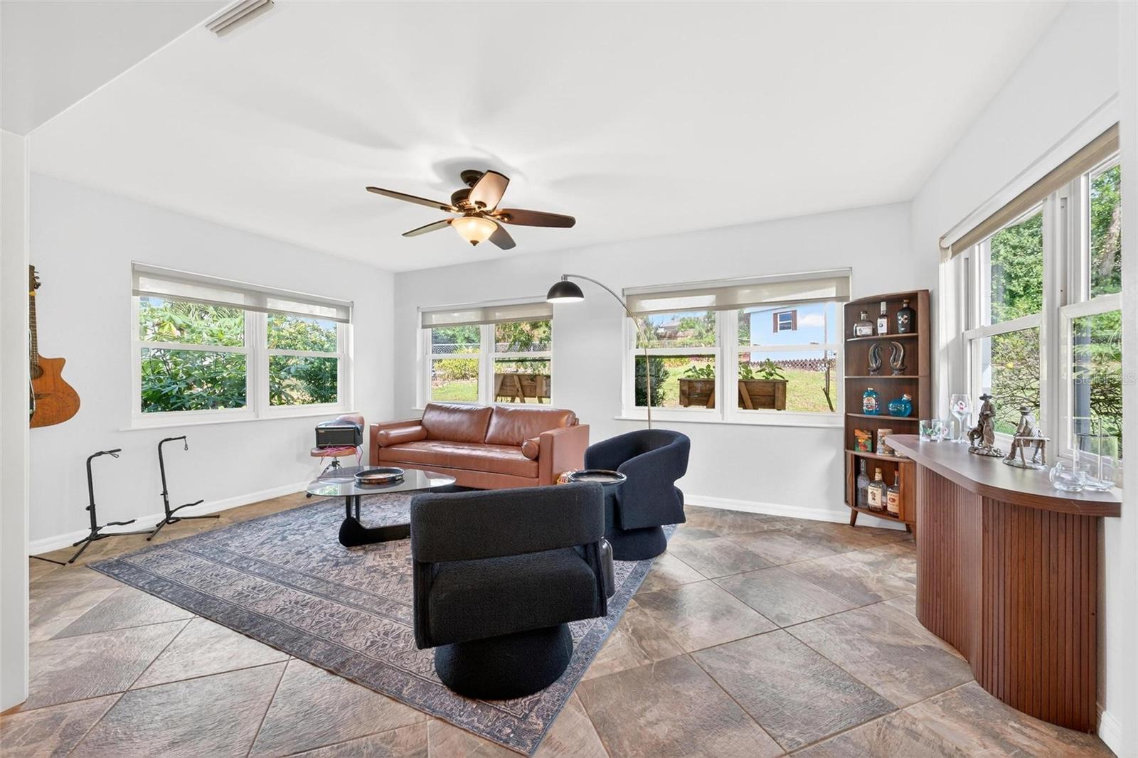 Image 34 of 77 For 2311 Sunset Drive