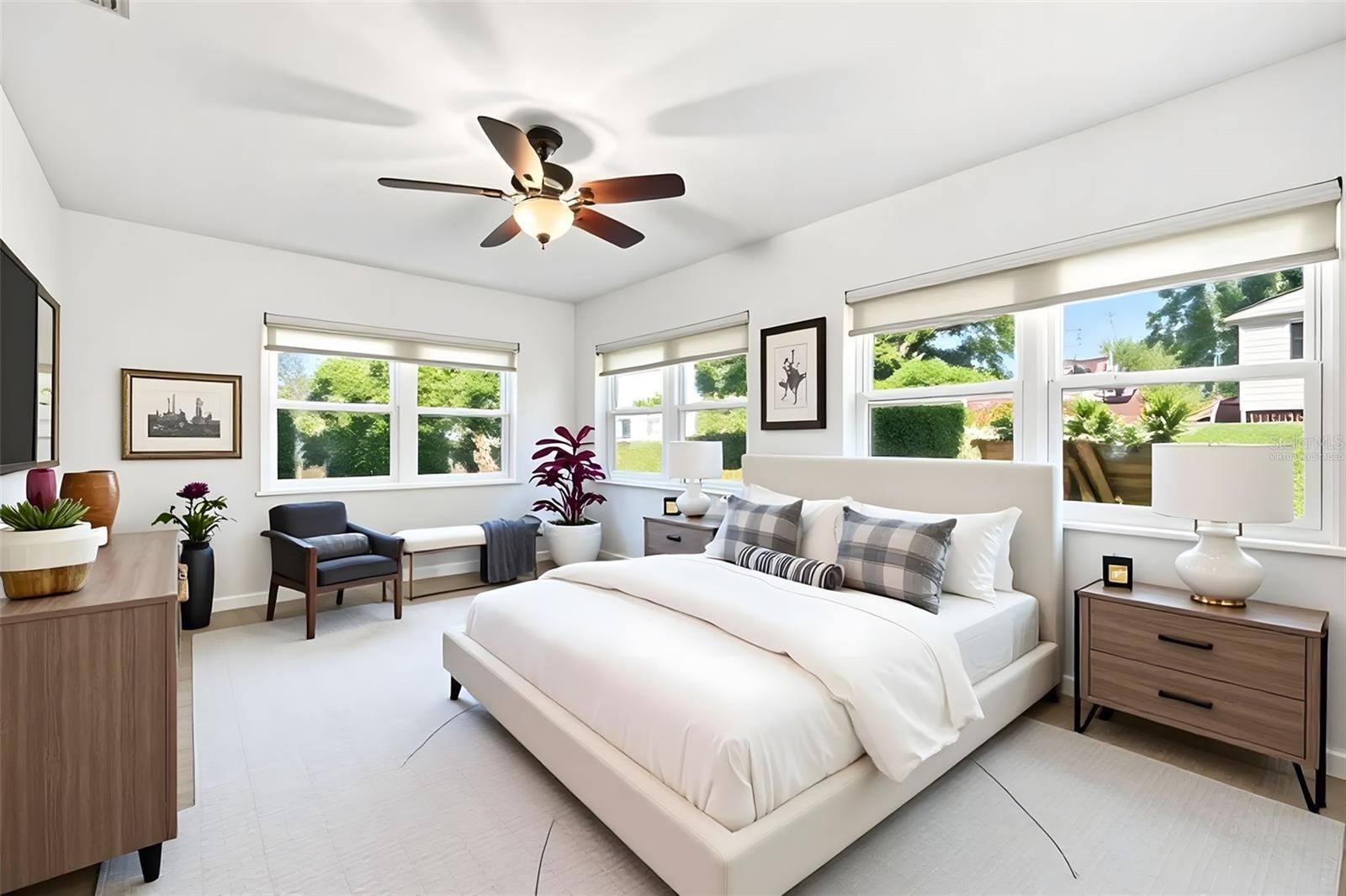 Image 36 of 77 For 2311 Sunset Drive