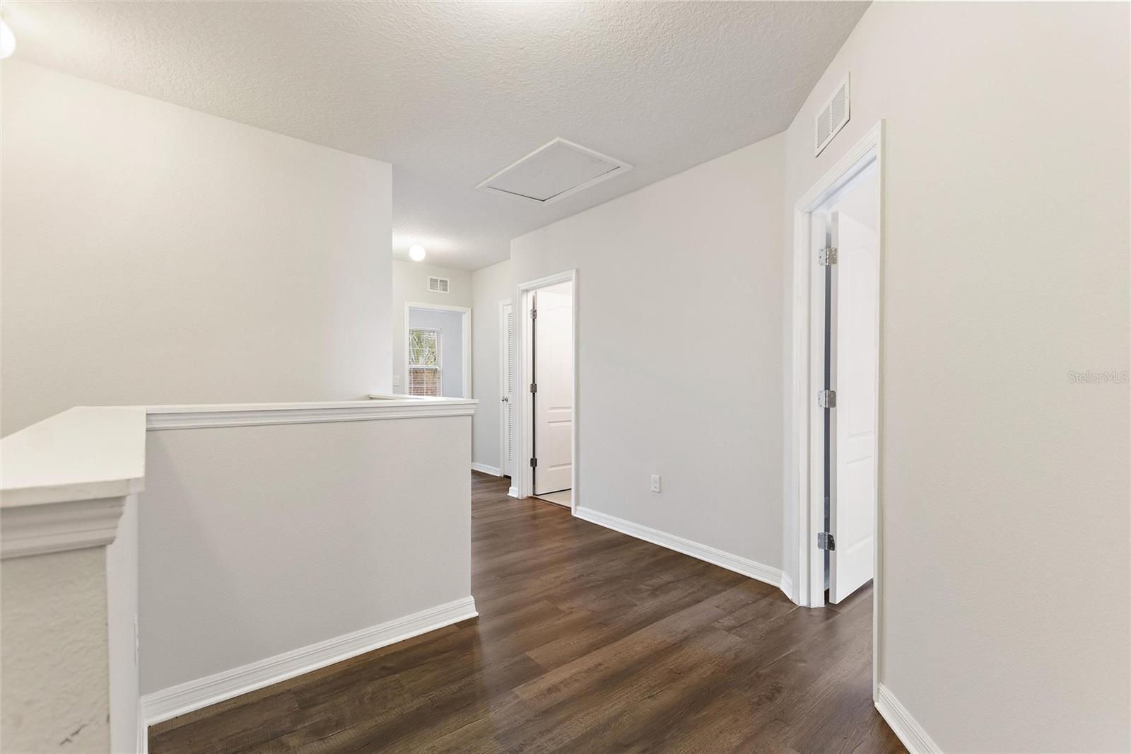 Image 11 of 37 For 197 Arbor Lakes Drive