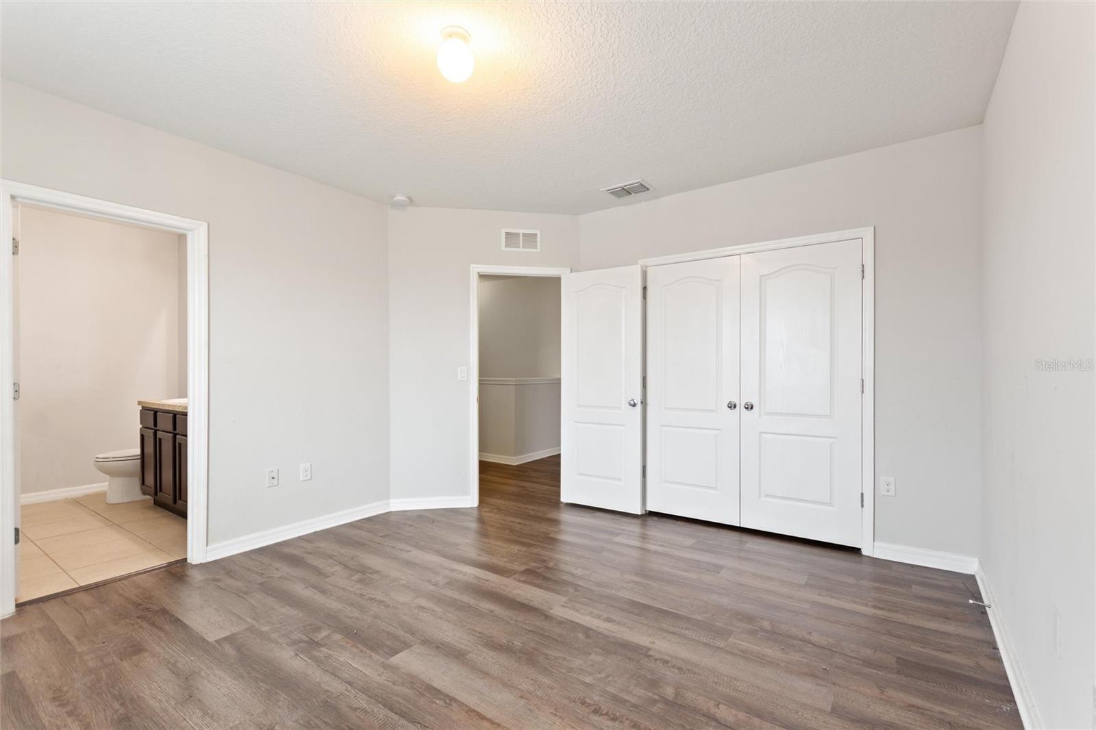 Image 18 of 37 For 197 Arbor Lakes Drive