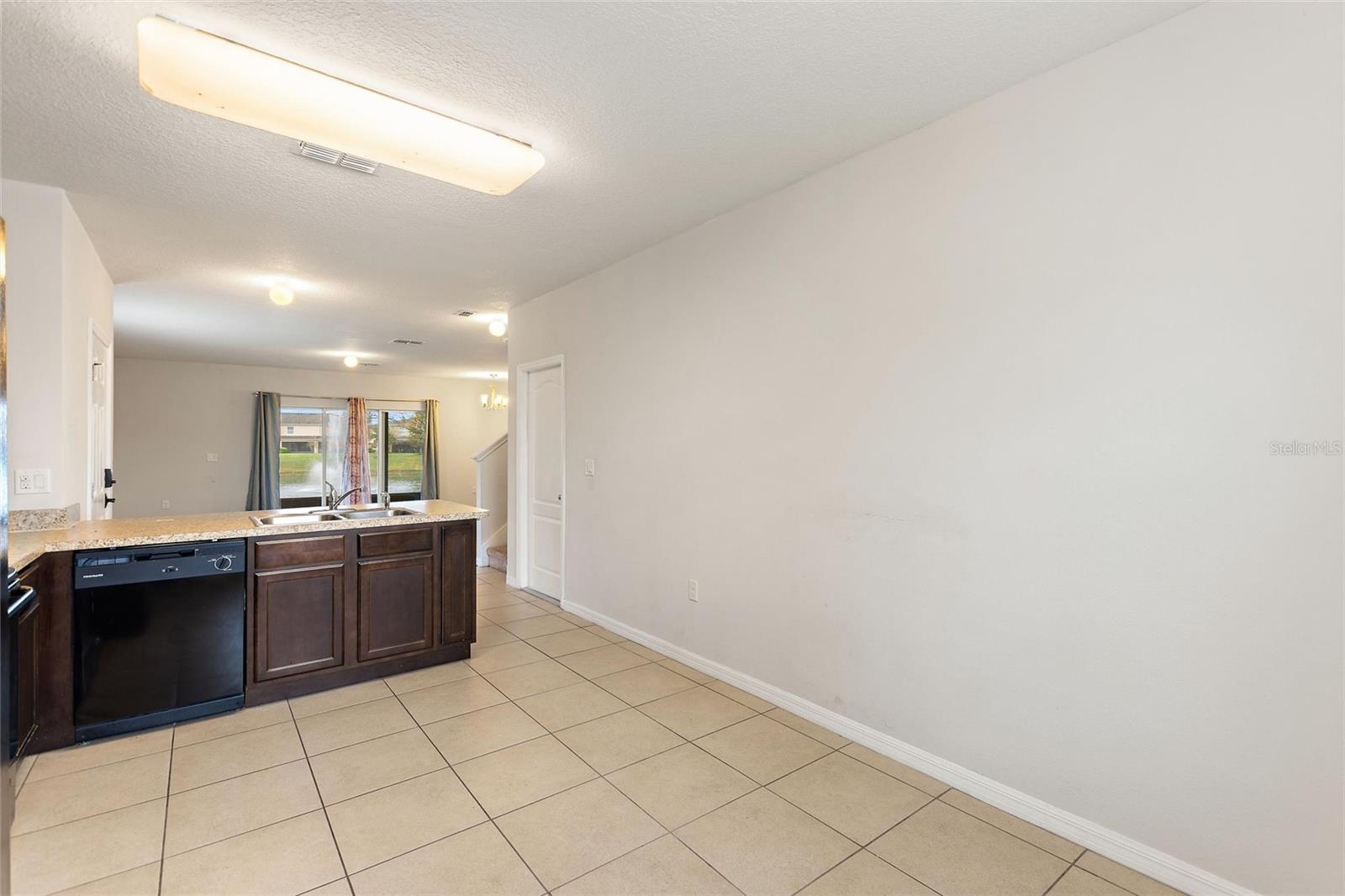 Image 5 of 37 For 197 Arbor Lakes Drive