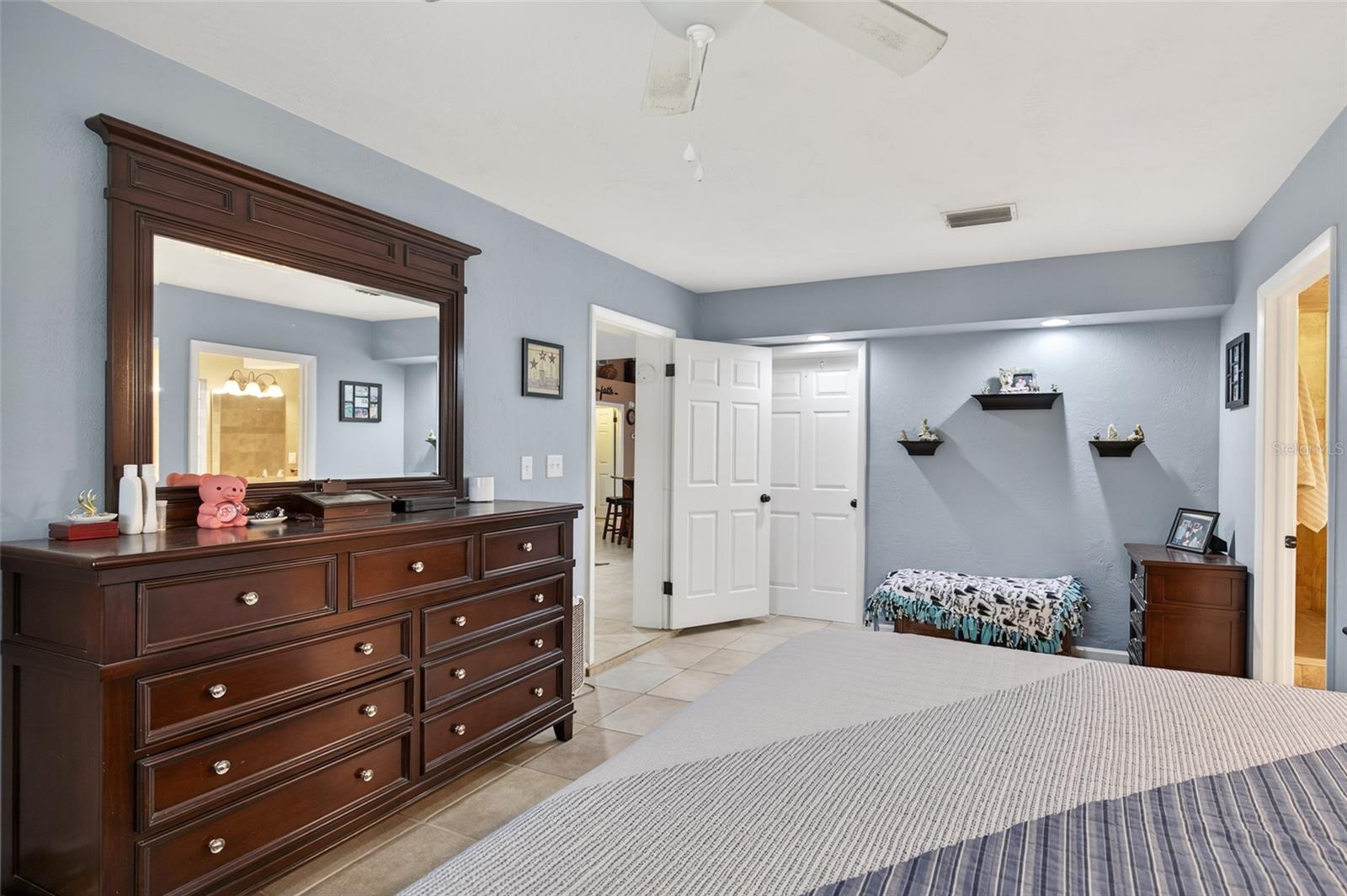 Image 18 of 52 For 2218 River Ridge Road