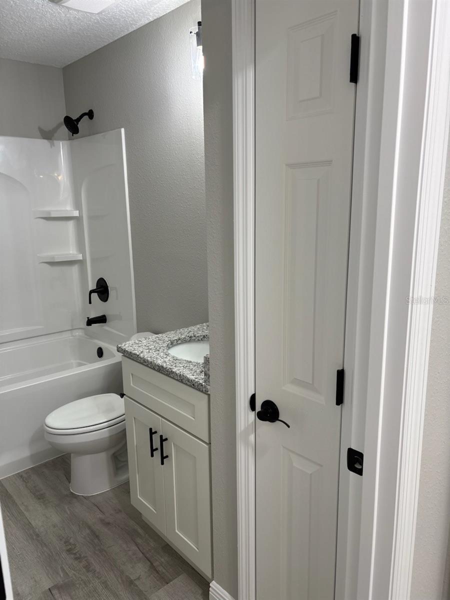 Image 26 of 32 For 2290 Menores Drive