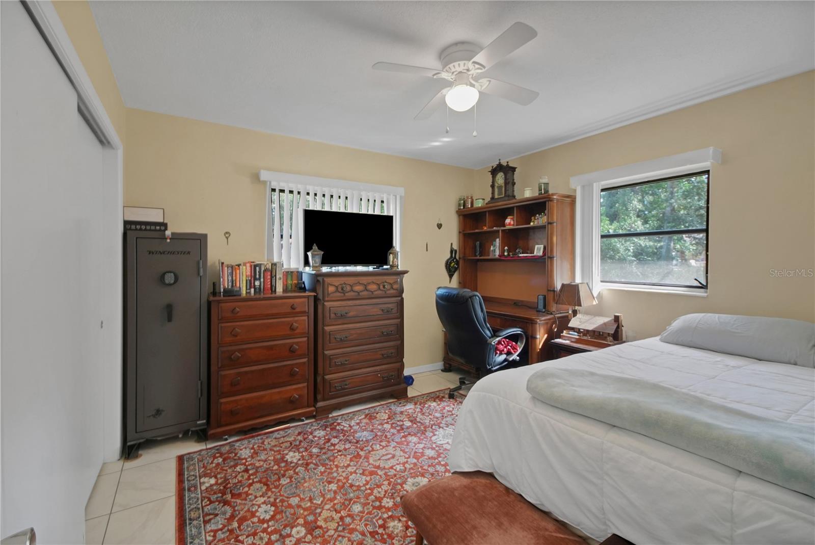 Image 10 of 37 For 6122 Glencoe Street