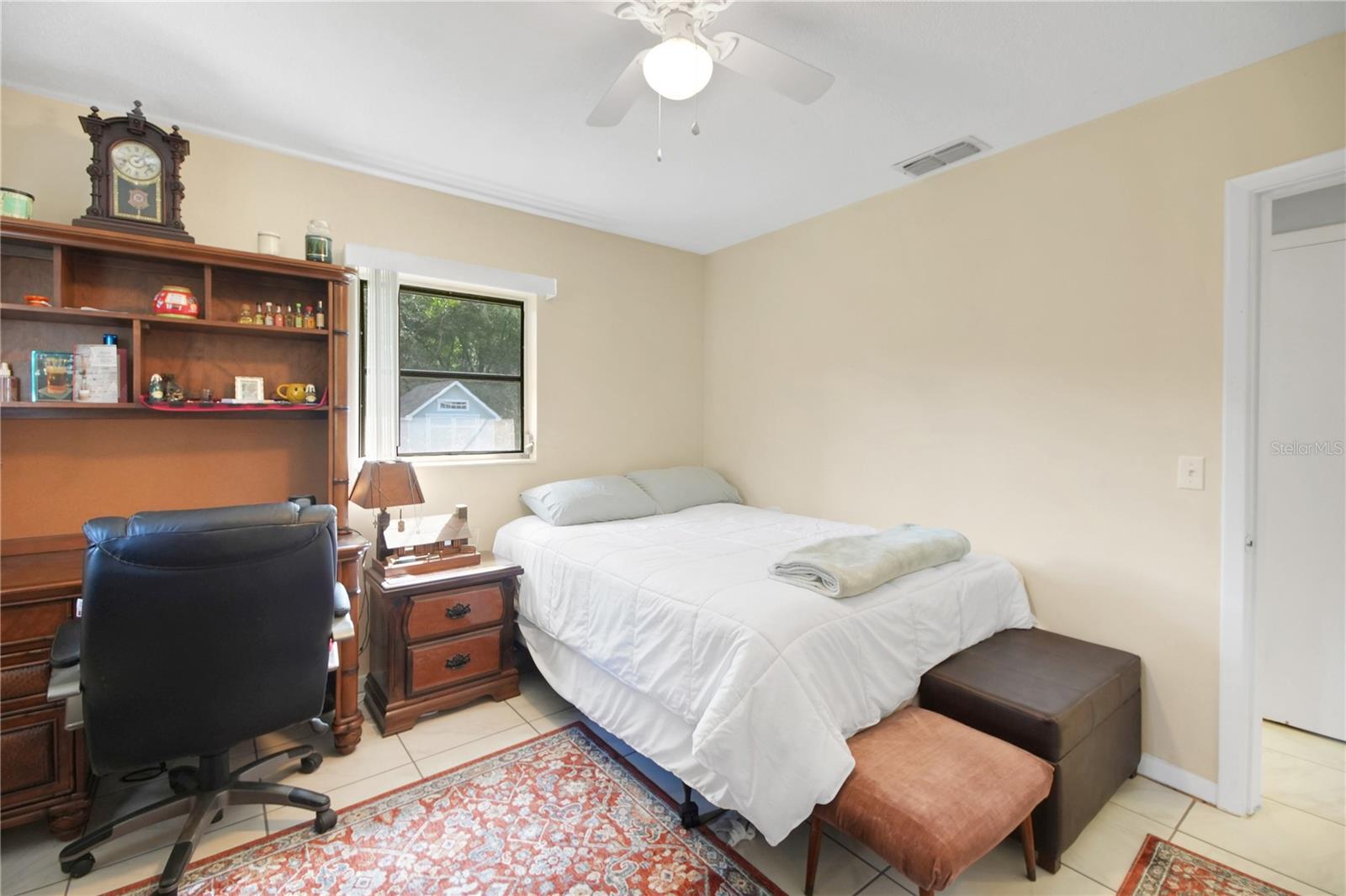 Image 11 of 37 For 6122 Glencoe Street