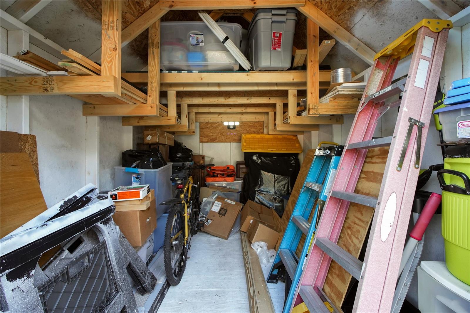 Image 32 of 37 For 6122 Glencoe Street