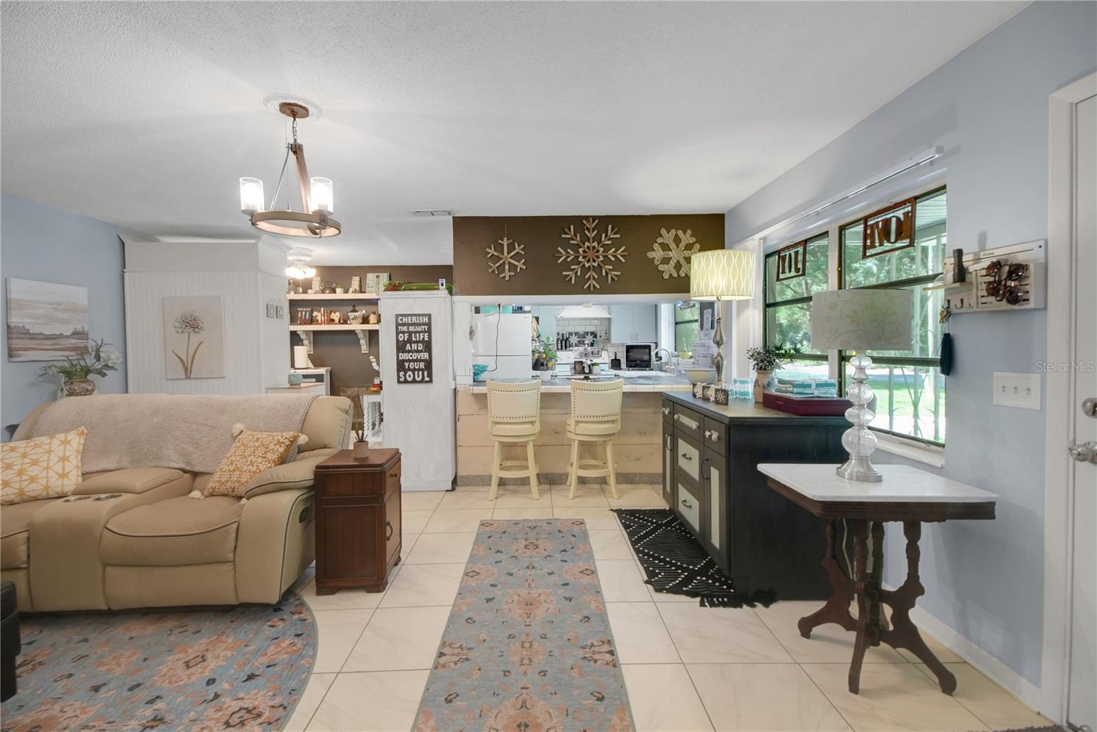 Image 6 of 37 For 6122 Glencoe Street