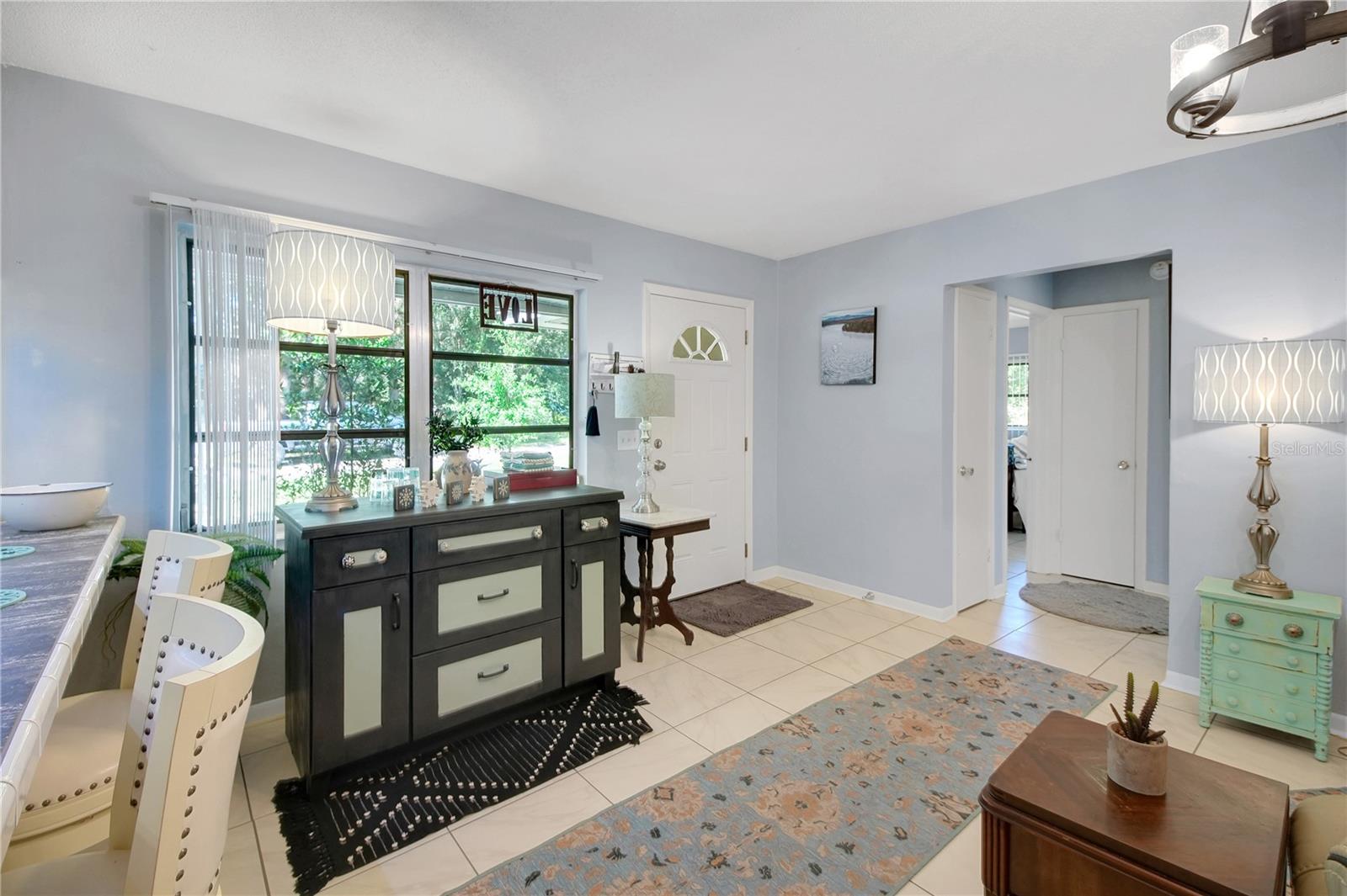 Image 7 of 37 For 6122 Glencoe Street