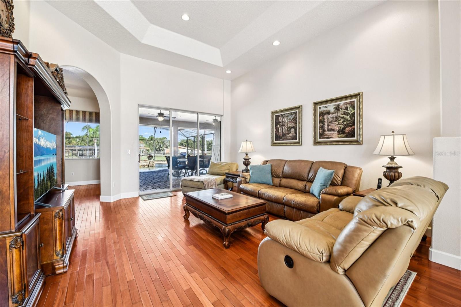 Image 19 of 88 For 243 Clearview Road