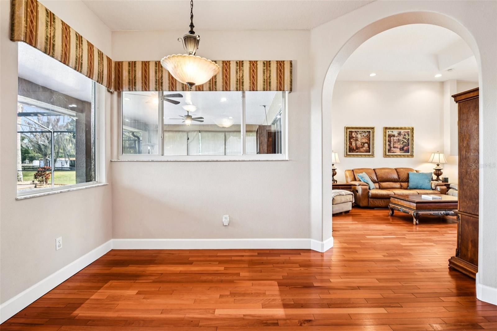 Image 25 of 88 For 243 Clearview Road