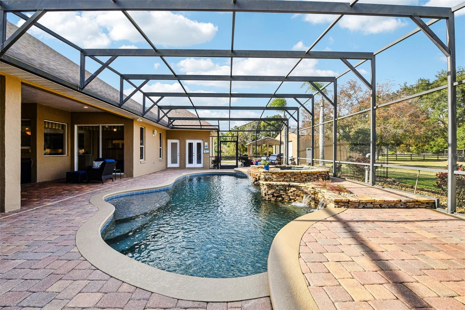 Image 7 of 88 For 243 Clearview Road