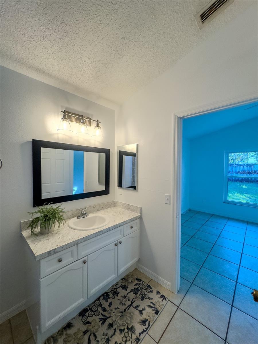 Image 14 of 27 For 1012 Mayfair Street