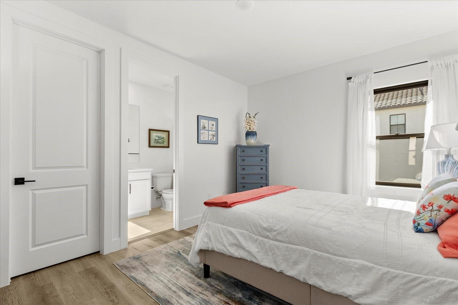 Image 29 of 69 For 16254 Ravenna Court