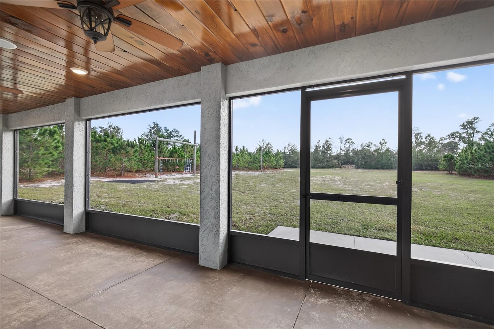 Image 30 of 35 For 25214 Black Bear Lane