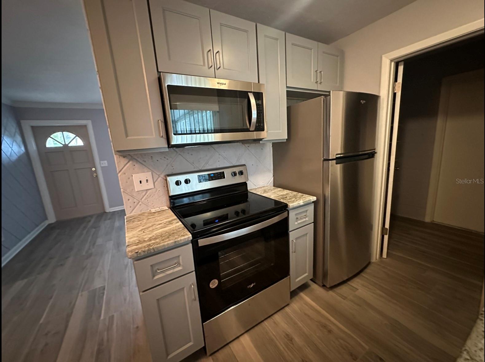 Image 5 of 12 For 2906 Garden Road