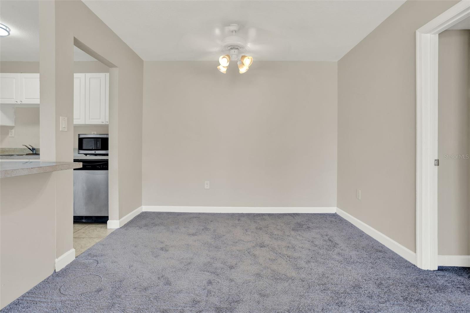 Image 17 of 37 For 2423 Branch Way 207