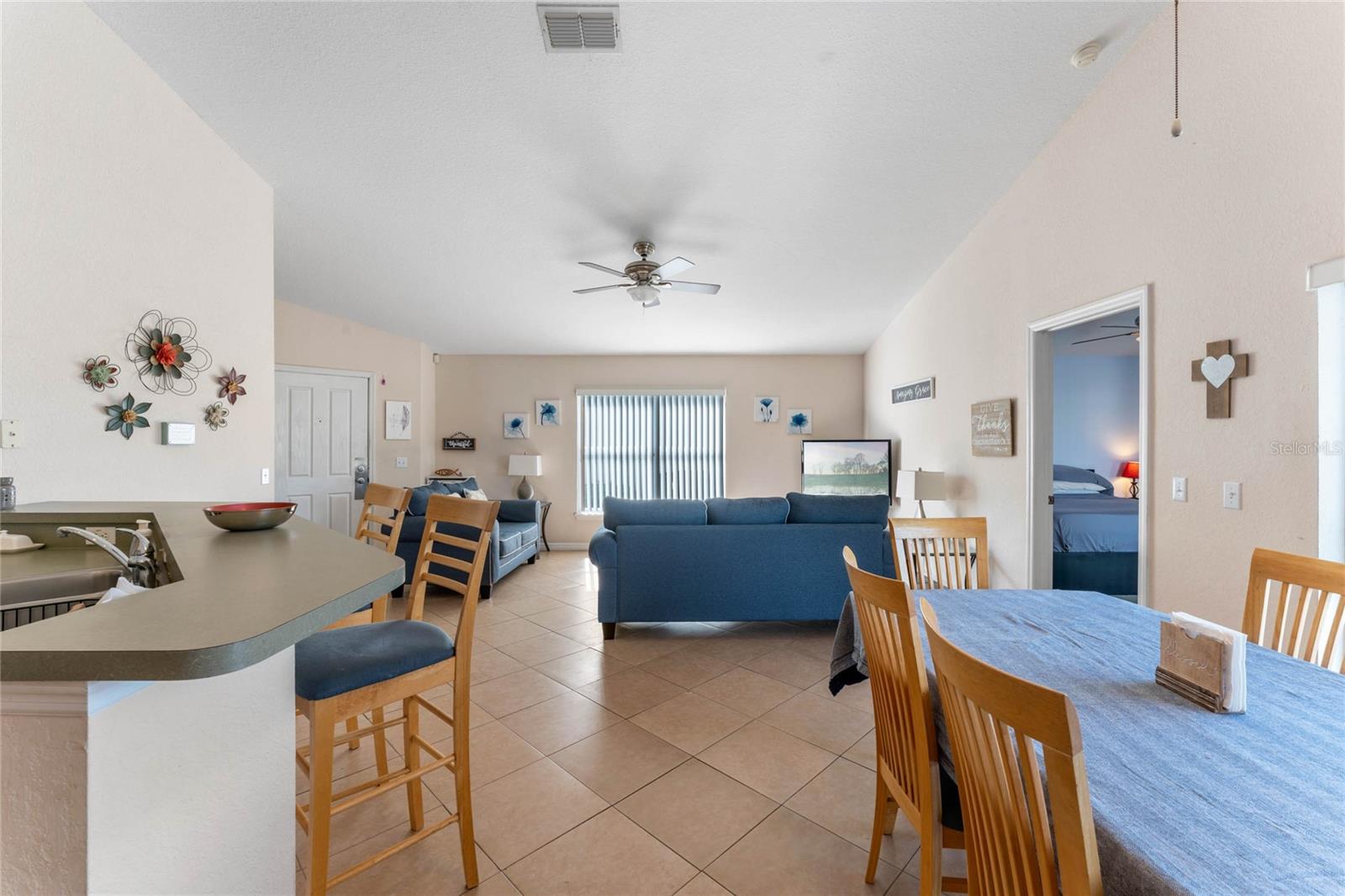 Image 11 of 25 For 233 Reserve Drive