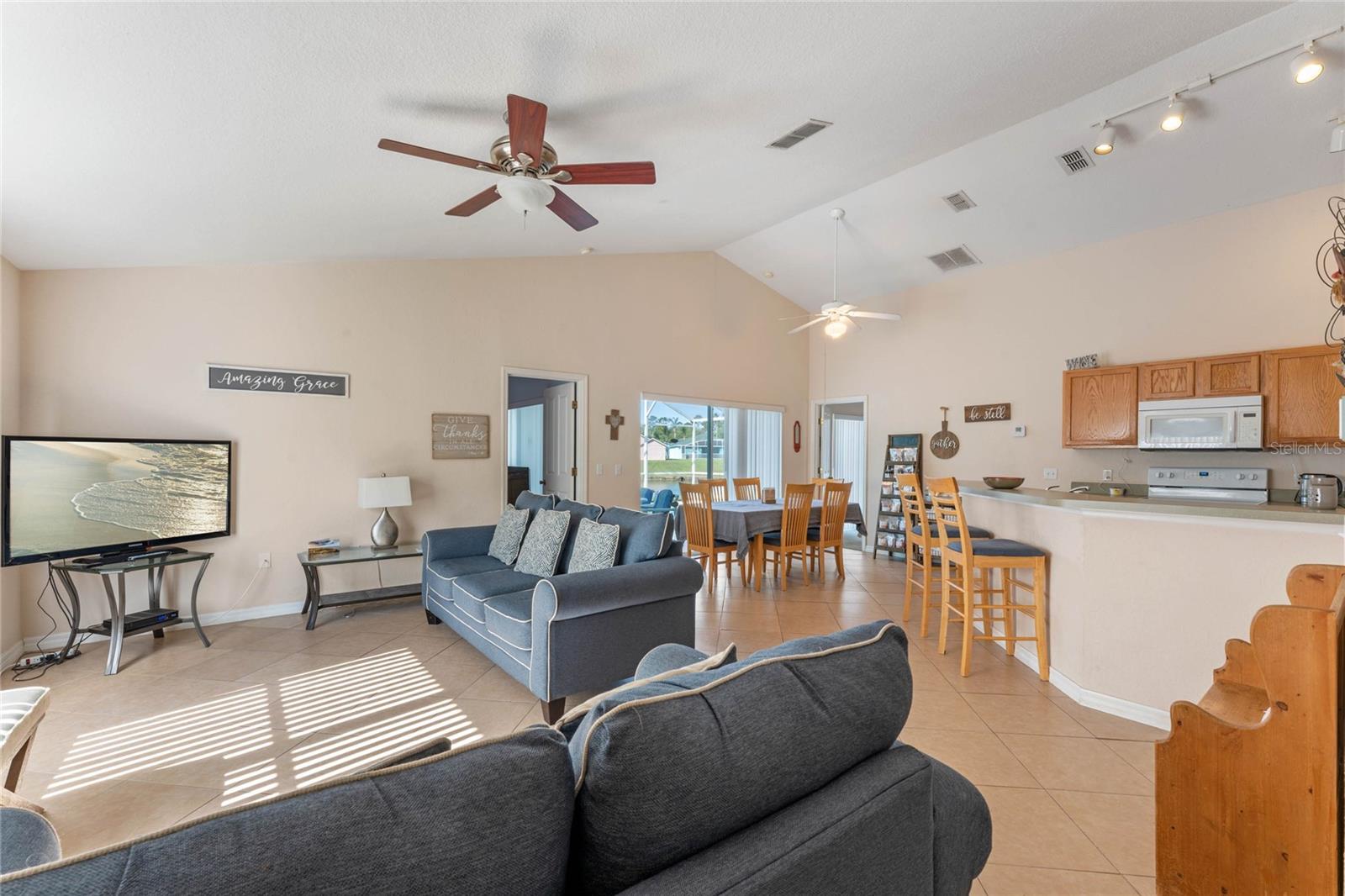 Image 7 of 25 For 233 Reserve Drive