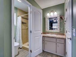 Image 17 of 35 For 1218 Cr 450  