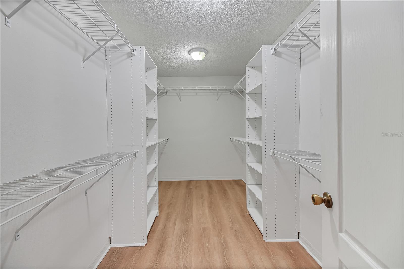 Image 29 of 46 For 1203 Laurel Oak Lane