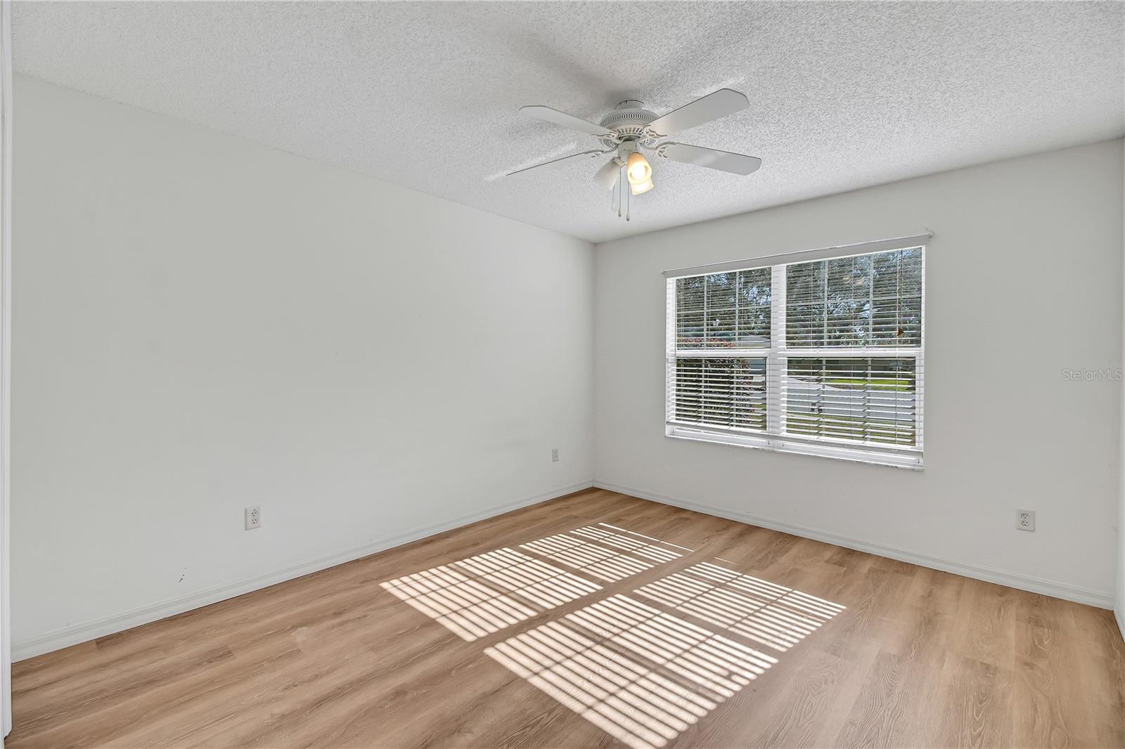 Image 35 of 46 For 1203 Laurel Oak Lane