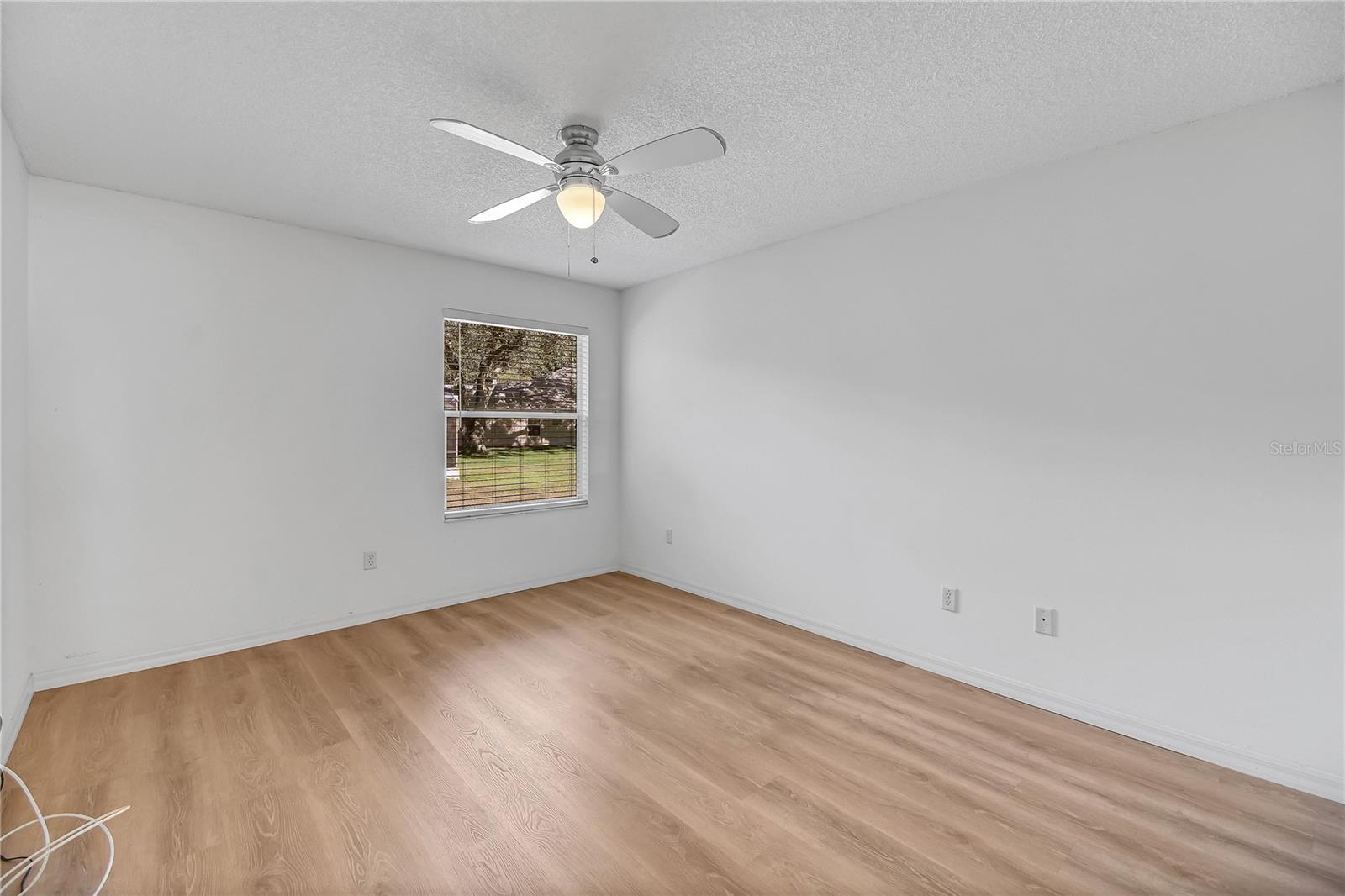 Image 38 of 46 For 1203 Laurel Oak Lane