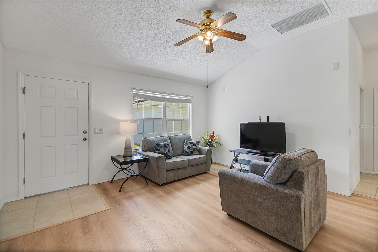 Image 40 of 46 For 1203 Laurel Oak Lane