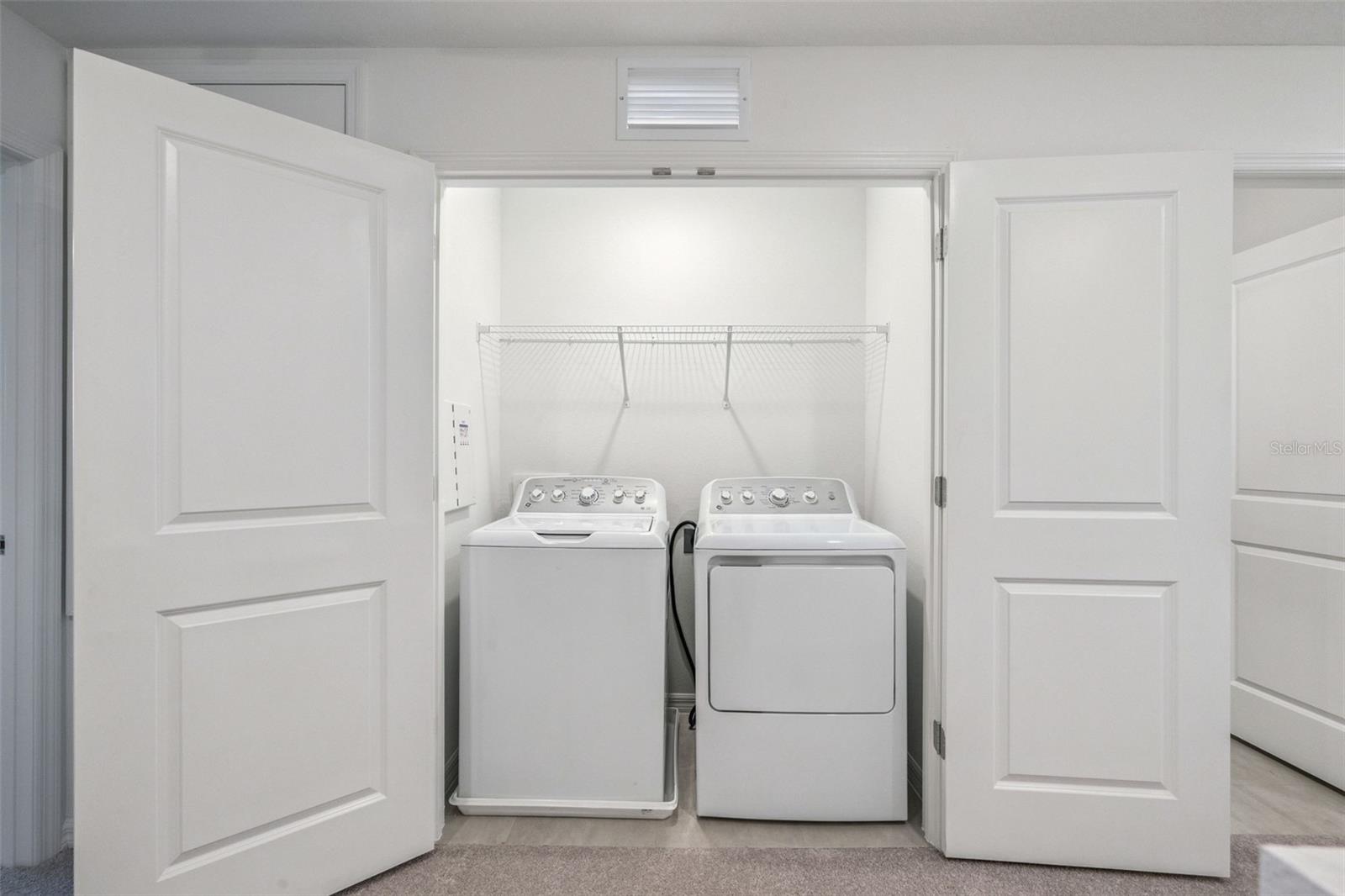 Image 15 of 19 For 7621 Waterscape Drive