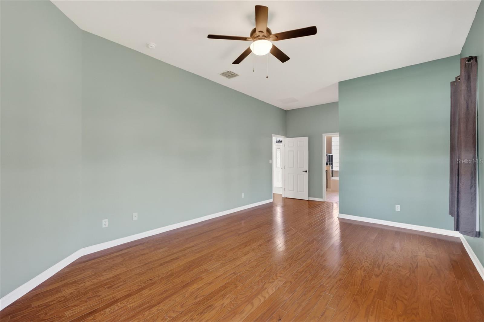 Image 10 of 98 For 25501 Maurepas Lane