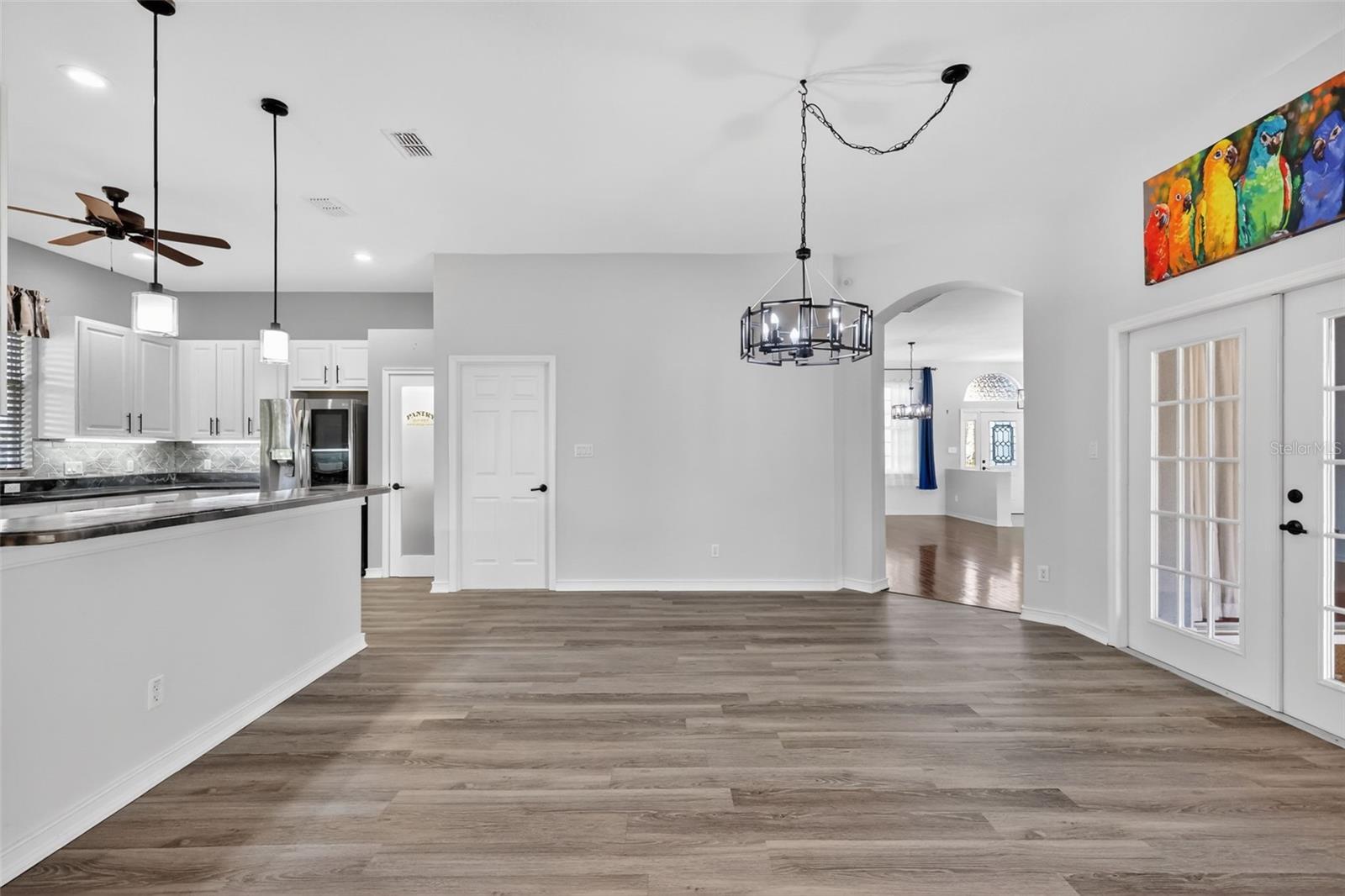 Image 20 of 98 For 25501 Maurepas Lane